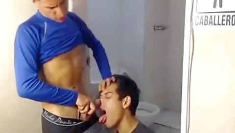 Hot girl with a sexy body loves to orgasm