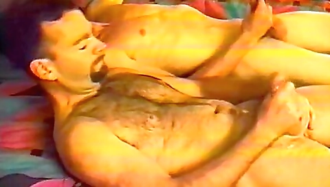 Sexy young chick on aandercho